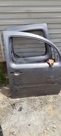 RENAULT R 25 ÇIKMA YEDEK SAĞ ÖN KAPI YENİ